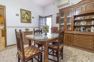 Chalet en venta en Oromana en Alcalá de Guadaira