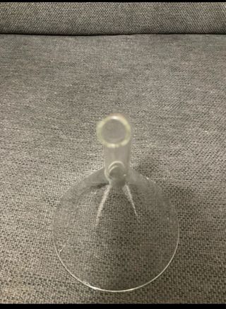 Imbuto in vetro da laboratorio
