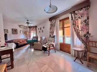 Piso en venta en Zona de Cueva de Menga en Antequera