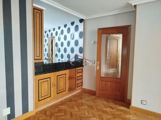 Piso en venta en Casco Antiguo en León