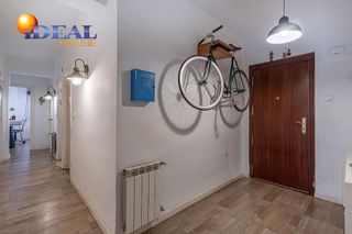 Piso en venta en Camino de Ronda - Rosaleda en Granada
