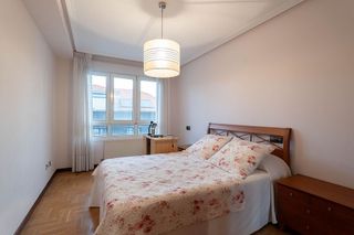 Piso en venta en Natahoyo en Gijón