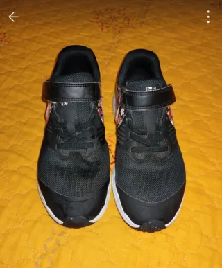 Scarpe Nike Bambina Nero Multicolore n 32