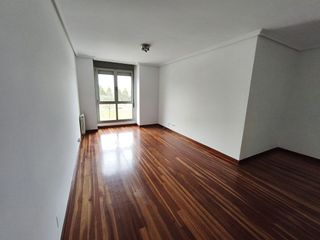 Piso en venta en Peñacastillo - Nueva Montaña en Santander