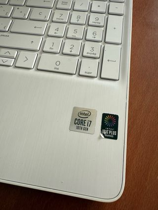 Portátil HP 15”  Intel Core i7 blanco