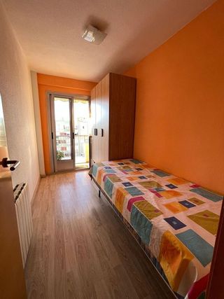 Piso en venta en La Torre en Valencia