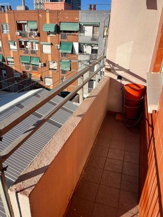 Piso en venta en La Torre en Valencia