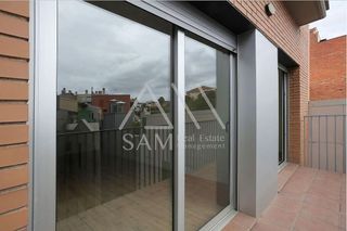 Piso en venta en Segle XX en Terrassa