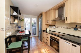 Casa adosada en venta en Zubia (La)