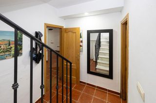 Casa adosada en venta en Zubia (La)