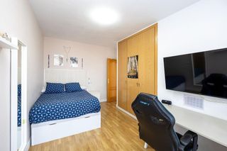 Casa adosada en venta en Zubia (La)