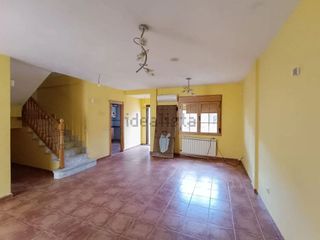 Casa adosada en venta en Azucaica - Santa María de Benquerencia en Toledo