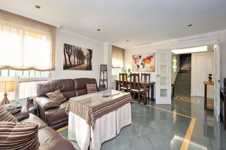 Casa adosada en venta en Cerrillo de Maracena - Periodistas en Granada