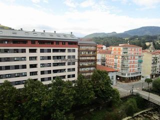 Piso en venta en Llodio