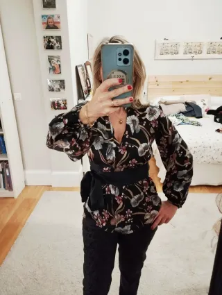 Blusa estampada manga larga