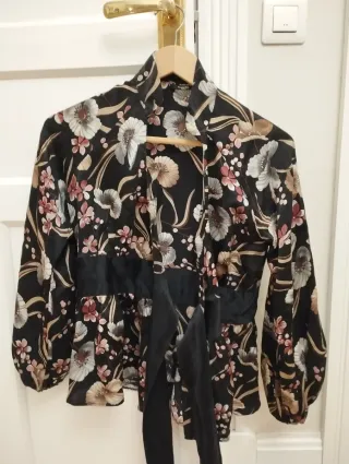 Blusa estampada manga larga