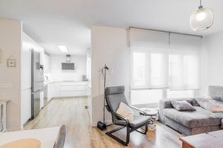 Piso en venta en Tenderina Alta - Fozaneldi en Oviedo