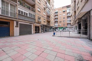 Piso en venta en Camino de Ronda - Rosaleda en Granada