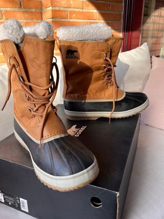 Botas Sorel Invierno Marrón y Negro