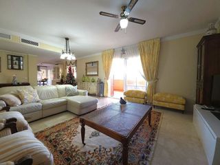 Piso en venta en Elviria en Marbella