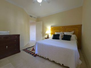 Piso en venta en Elviria en Marbella