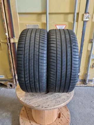 Se vende 2 Neumáticos en perfecto estado