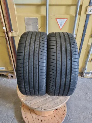 Se vende 2 Neumáticos en perfecto estado