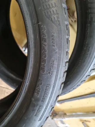 Se vende 2 Neumáticos en perfecto estado
