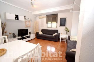 Piso en venta en El Cabanyal- El Canyamelar en Valencia