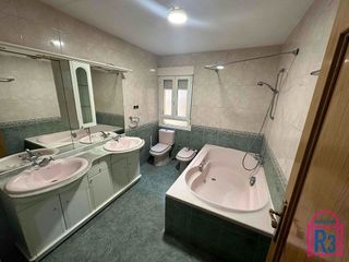 Piso en venta en La Vega - Oteruelo en León