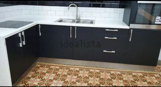 Piso en venta en El Camp de l'Arpa del Clot en Barcelona