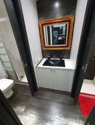 Piso en venta en El Camp de l'Arpa del Clot en Barcelona