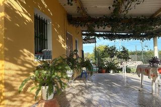 Chalet en venta en Albatera