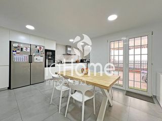 Casa adosada en venta en Riba-roja de Túria