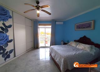 Casa adosada en venta en Campillos