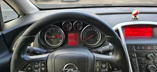 Opel Astra 2013