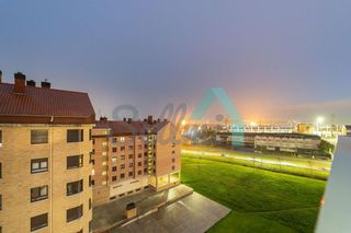 Ático en alquiler en Roces en Gijón