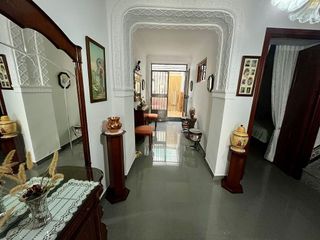Casa adosada en venta en Olvera