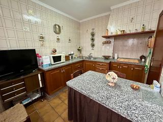 Casa adosada en venta en Olvera