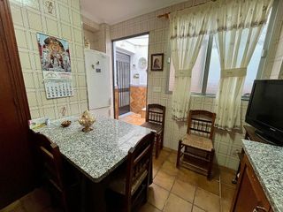 Casa adosada en venta en Olvera