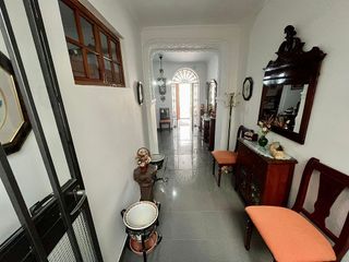 Casa adosada en venta en Olvera