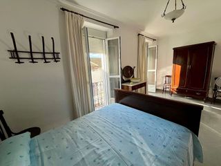 Casa adosada en venta en Olvera