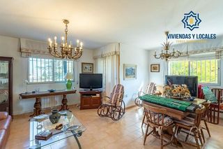 Chalet en venta en Gójar