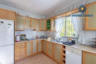 Chalet en venta en Gójar