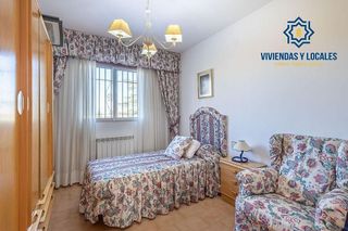 Chalet en venta en Gójar