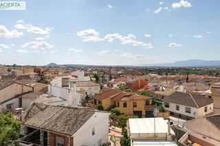 Ático en venta en Zubia (La)