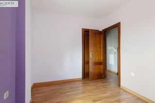 Ático en venta en Zubia (La)