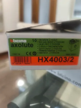 Conmutador Bticino Axolute HX4003/2 c/ 3 unid.