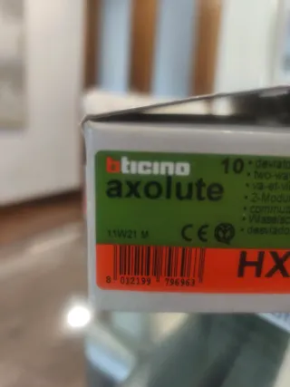 Conmutador Bticino Axolute HX4003/2 c/ 3 unid.