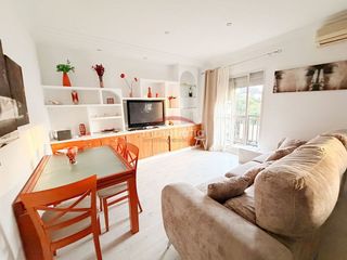 Piso en venta en Colores - Entreparques en Sevilla